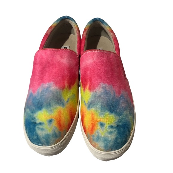 NWOT Steve Madden Tie Dye Sneakers - Picture 3 of 10